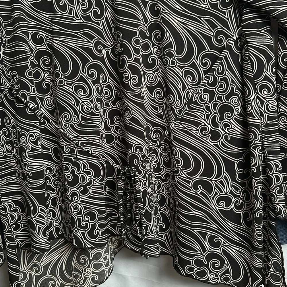 FASHION BUG Women’s blouse, Size 22/24
